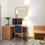 Tivoli Hotel 3*