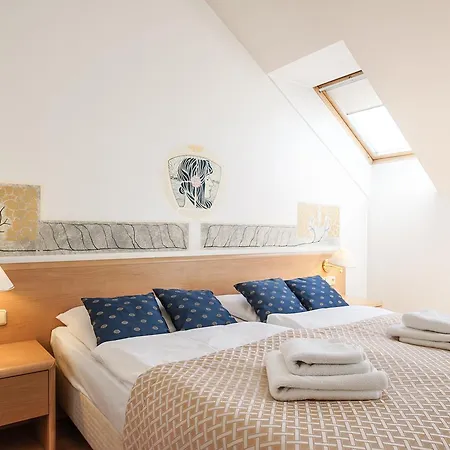 Tivoli Szálloda 3*