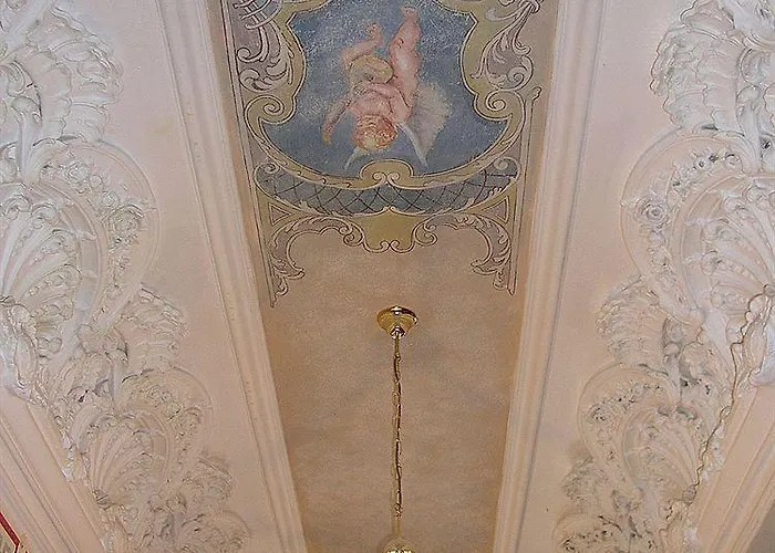 Otel Tivoli 3*