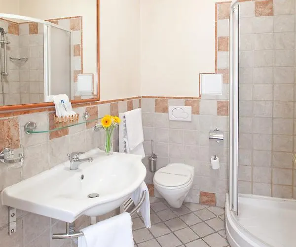 Tivoli Otel Prag