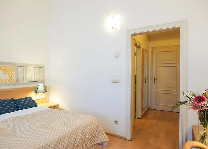 Tivoli Otel Prag