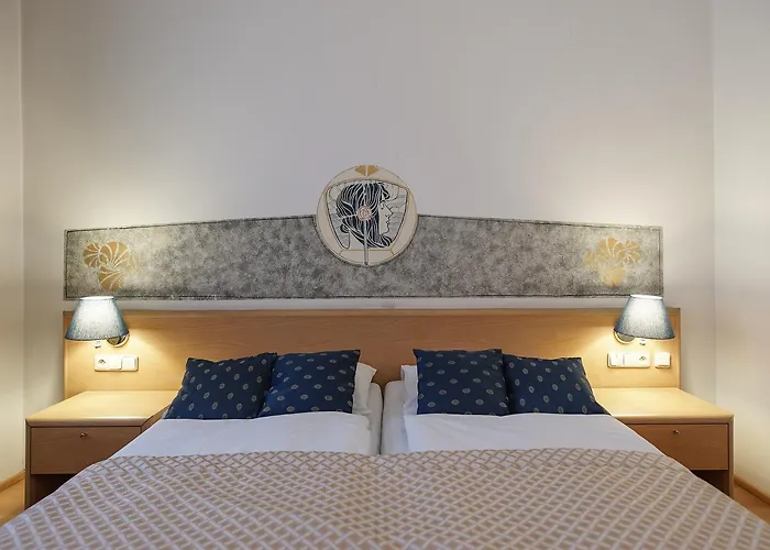 Otel Tivoli 3*