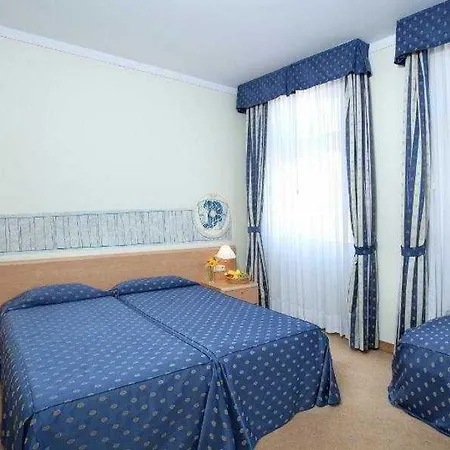 Tivoli Hotell