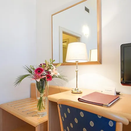 Tivoli Hotell