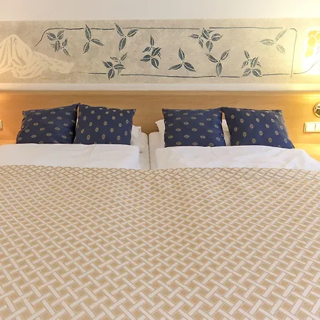 Hotell Tivoli Prag