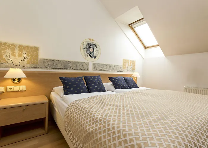 Tivoli Hotell 3*