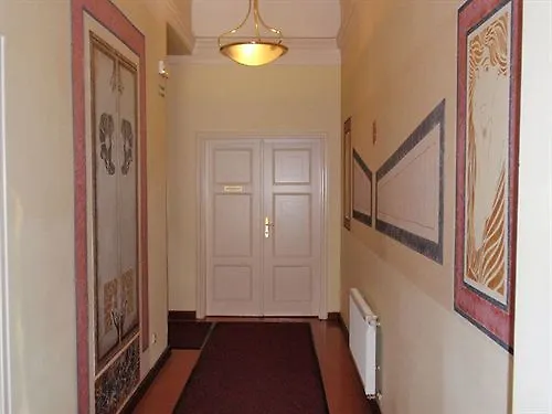 Hotell Tivoli 3*